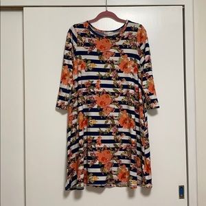 Honey & Lace Brea Dress size Small